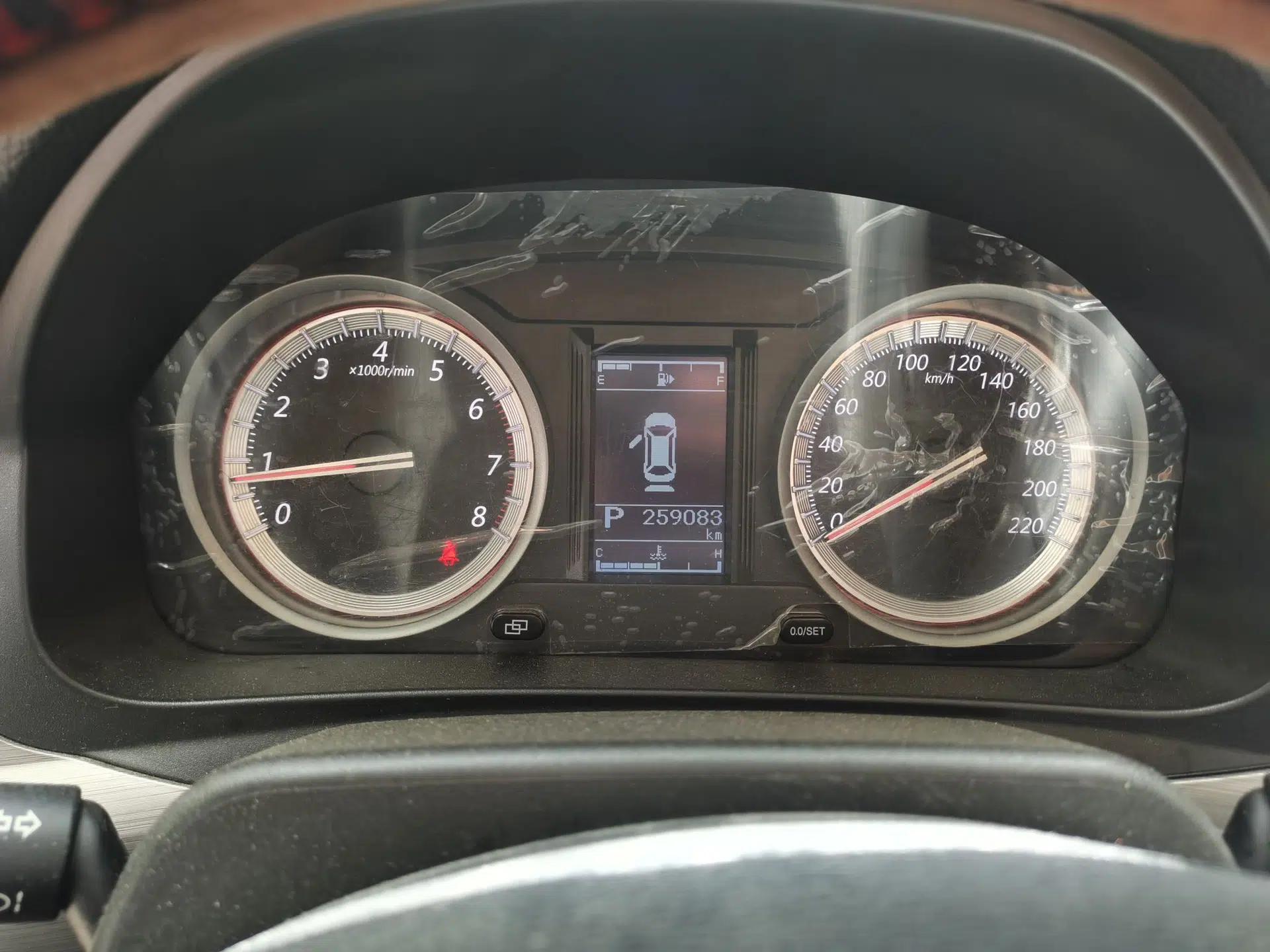 FORTHING Joyear X5 2017 Jingxiang Series 1.5T CVT Luxury Model — миниатюра 11