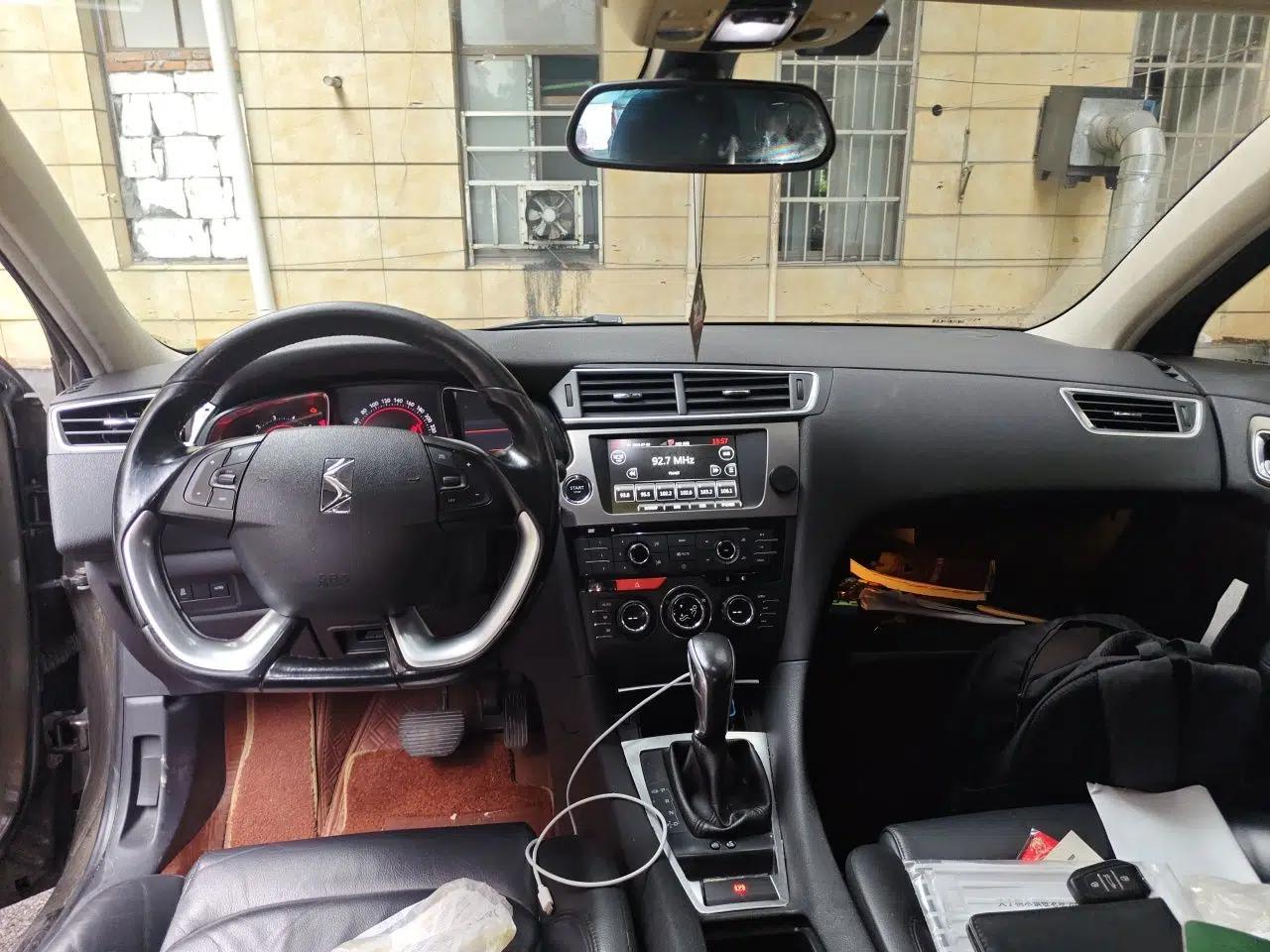 DS 5LS 2014 1.6T Luxury Edition THP160 — миниатюра 18