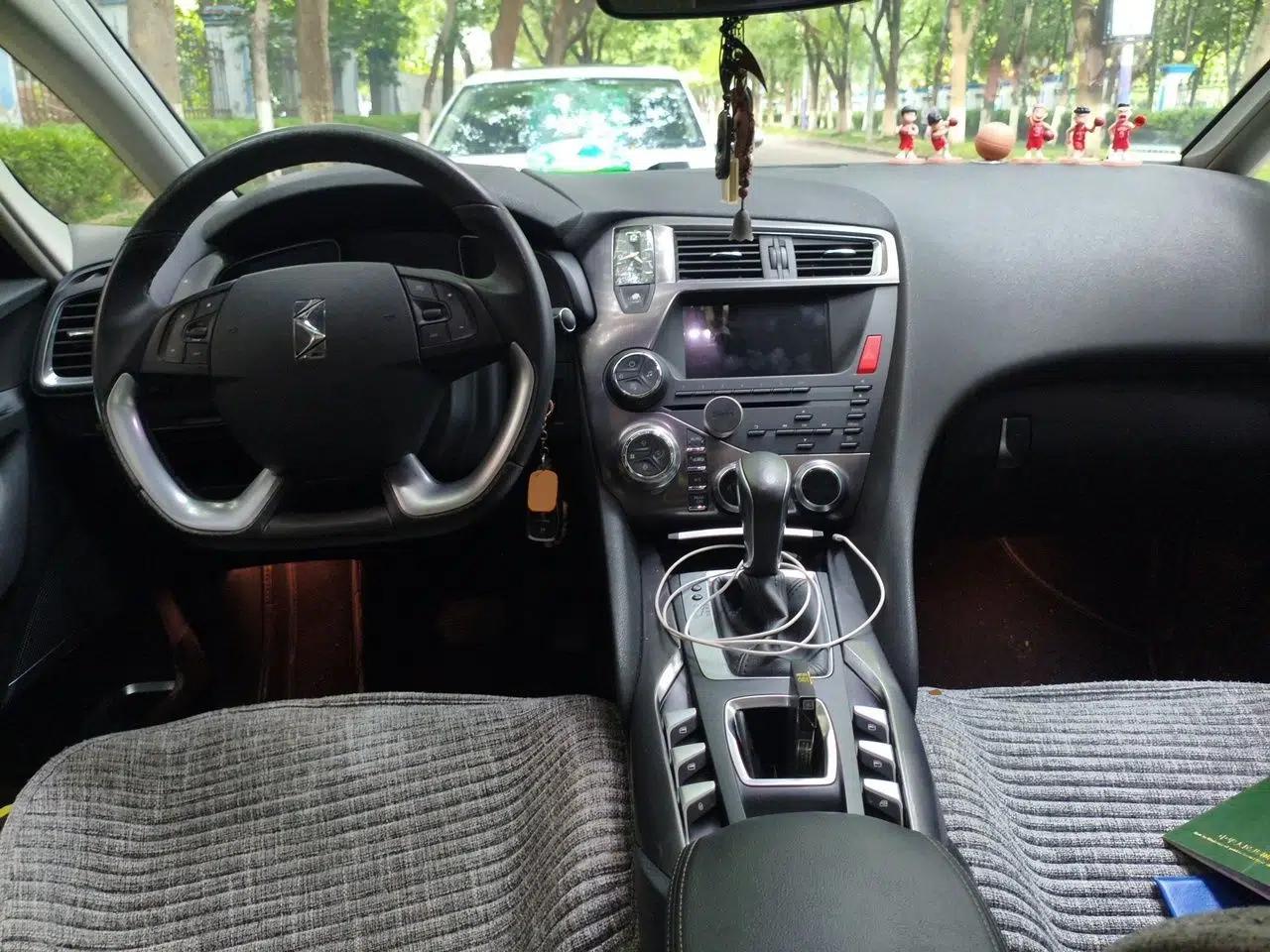 DS 5 2015 1.6T Elegant Edition THP160 — миниатюра 9