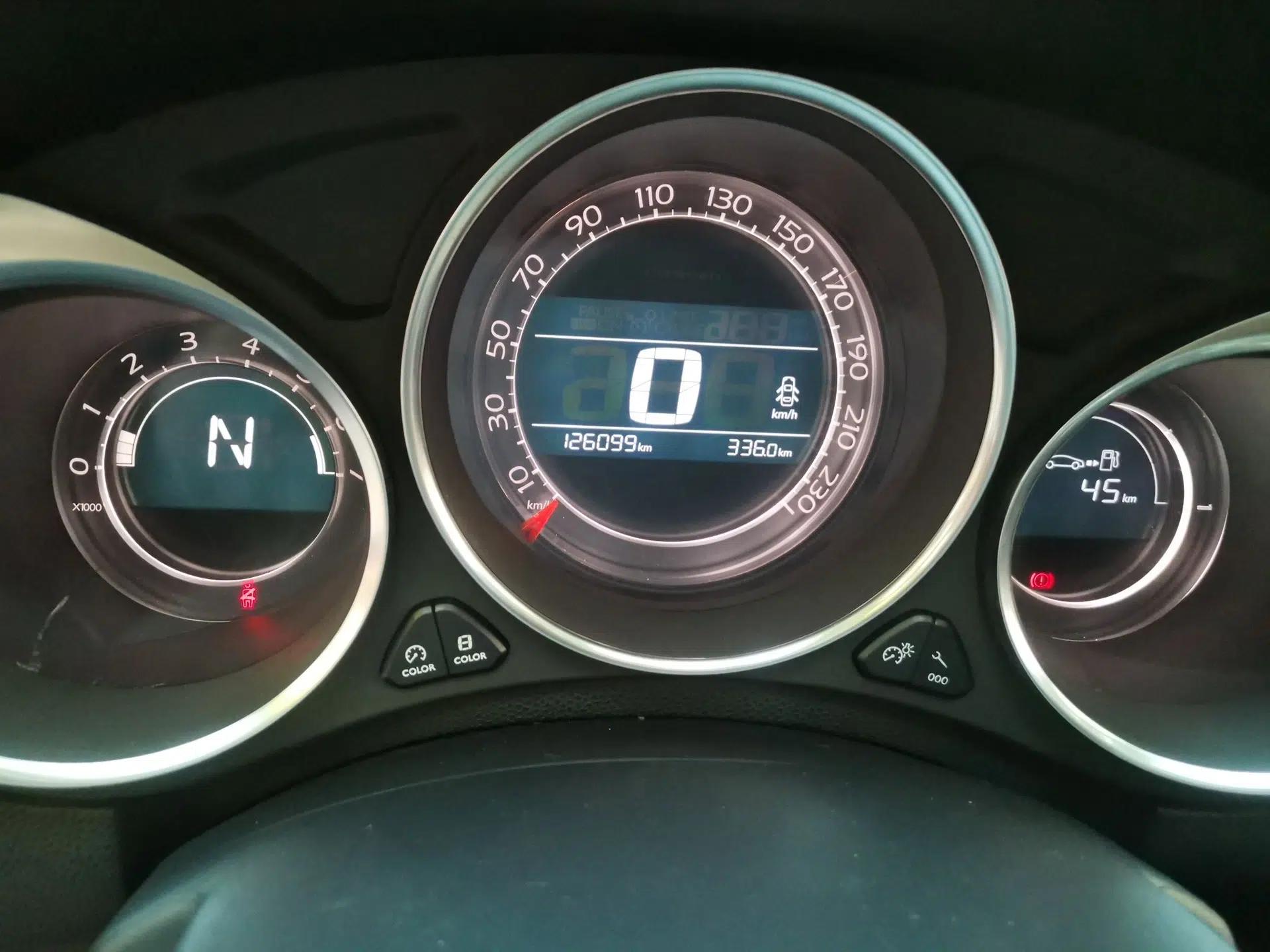 DS 4 2012 1.6T Elegant Edition — миниатюра 12