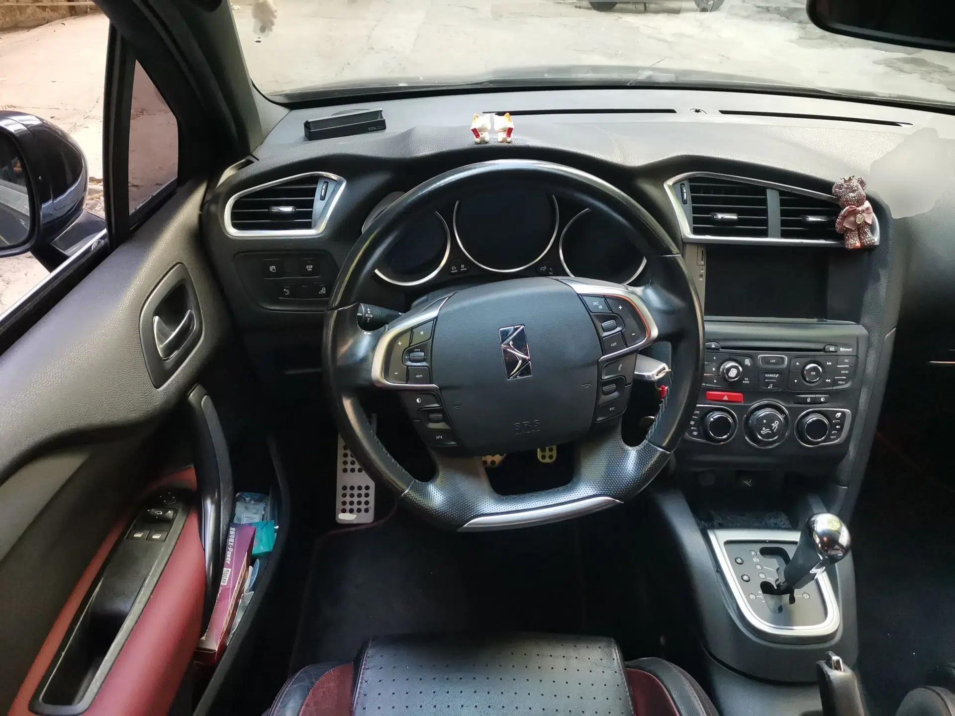 DS 4 2012 1.6T Elegant Edition — миниатюра 10