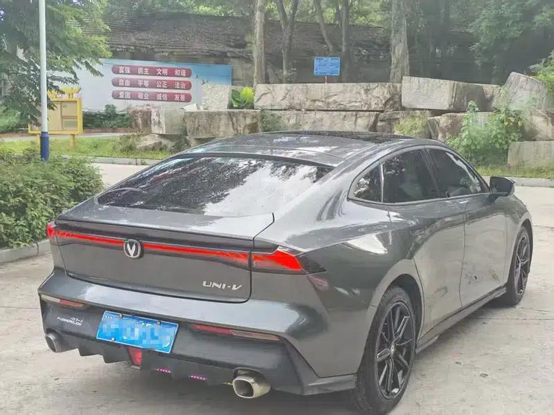 Changan UNI-V 2022 1.5T Sport Edition — миниатюра 6