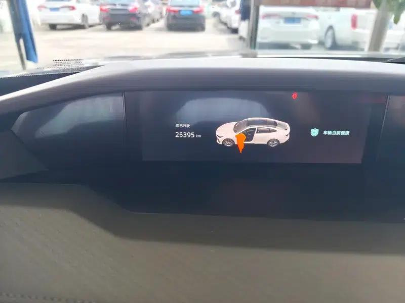 Changan UNI-V 2022 1.5T Sport Edition — миниатюра 8