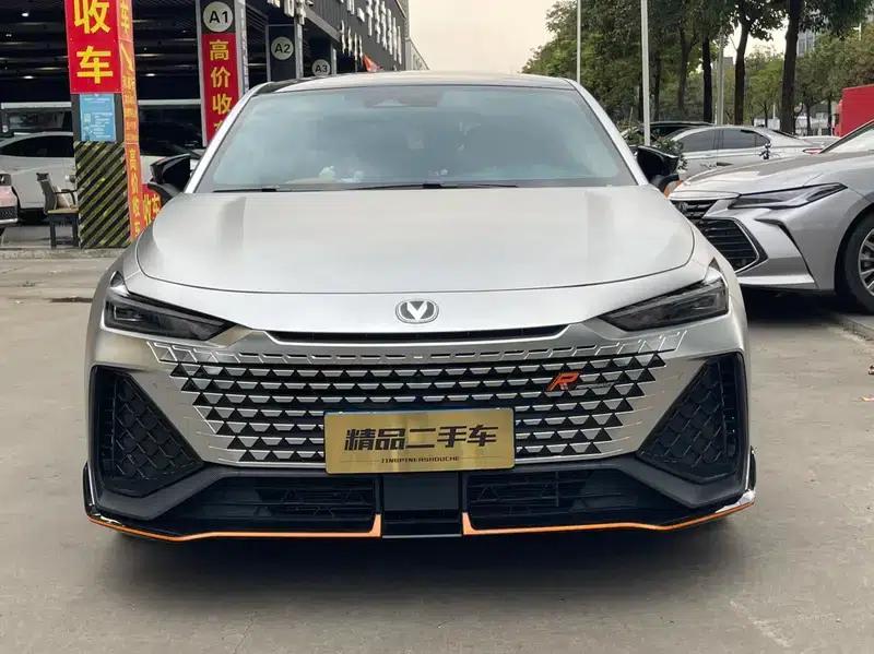Changan UNI-V 2024 2.0T High-Performance Edition — миниатюра 2