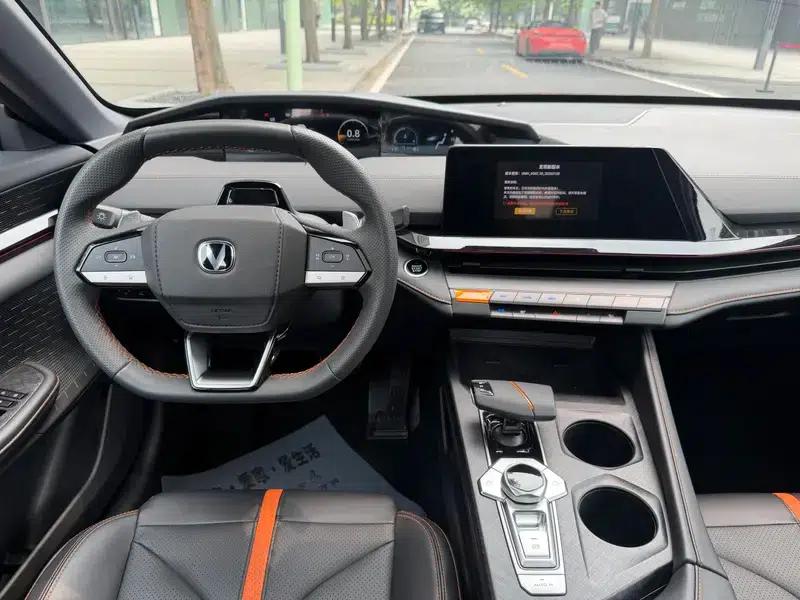 Changan UNI-V 2024 1.5T Premium Edition — миниатюра 13