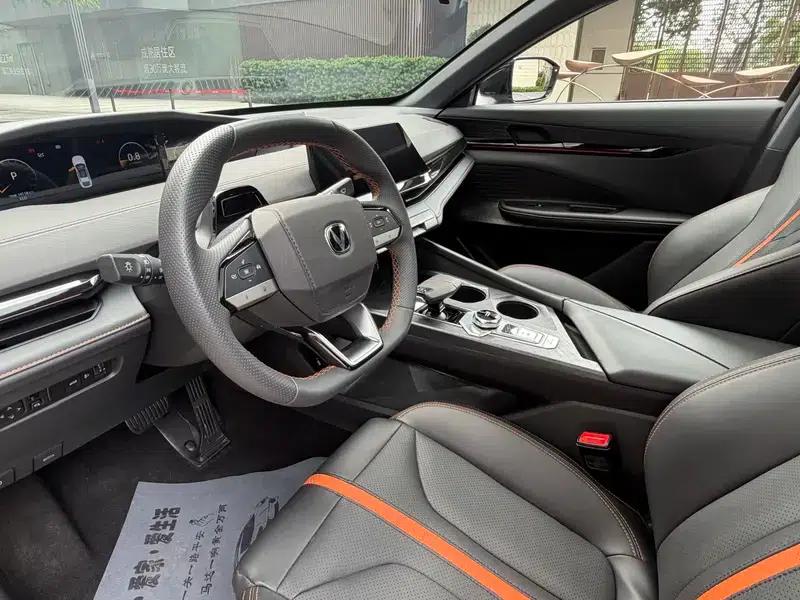 Changan UNI-V 2024 1.5T Premium Edition — миниатюра 15