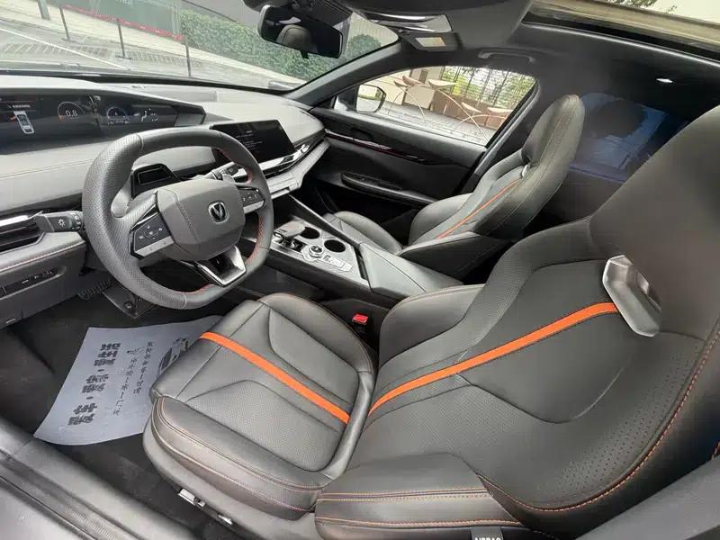 Changan UNI-V 2024 1.5T Premium Edition — миниатюра 17