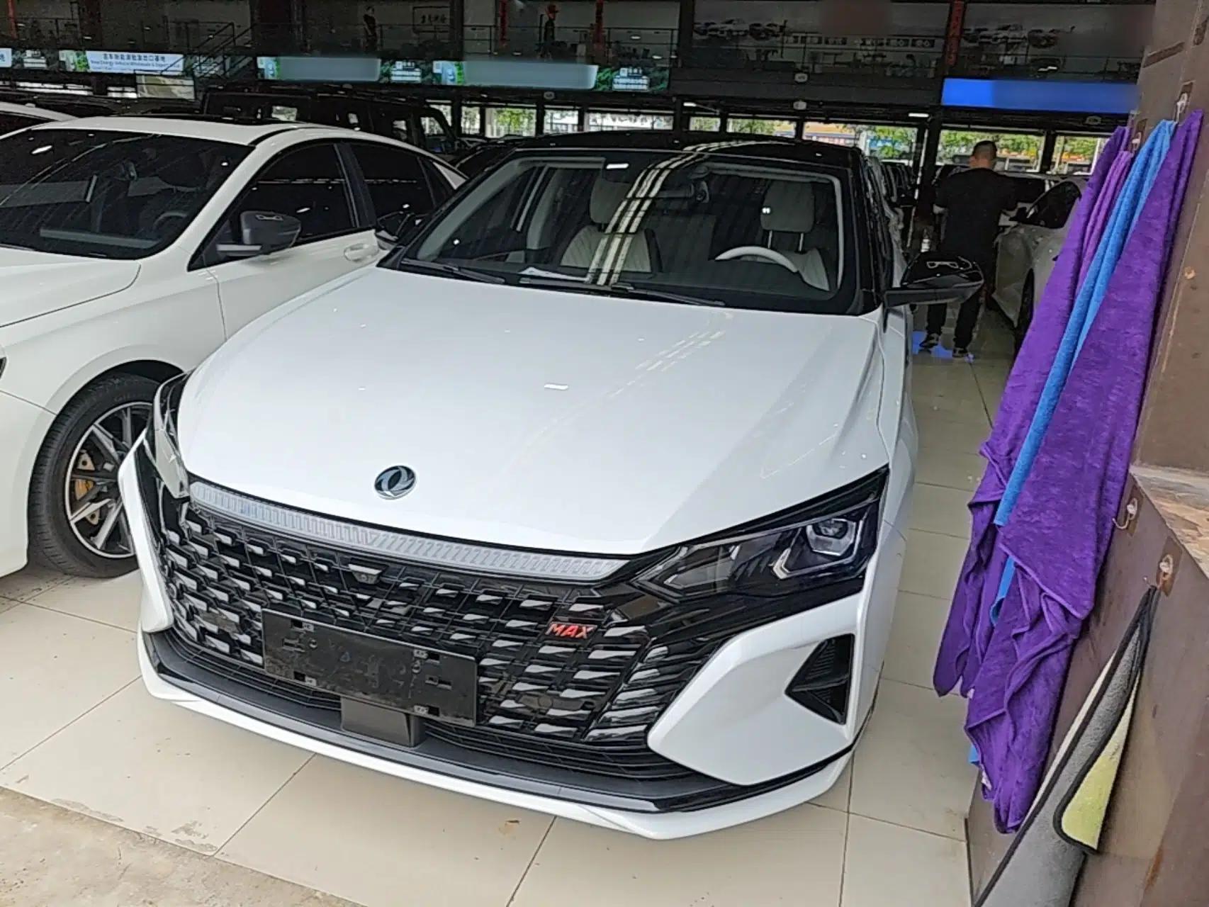 Dongfeng Aeolus Yixuan MAX 2023 1.5T Super Cool Trendy Dad Edition — миниатюра 1
