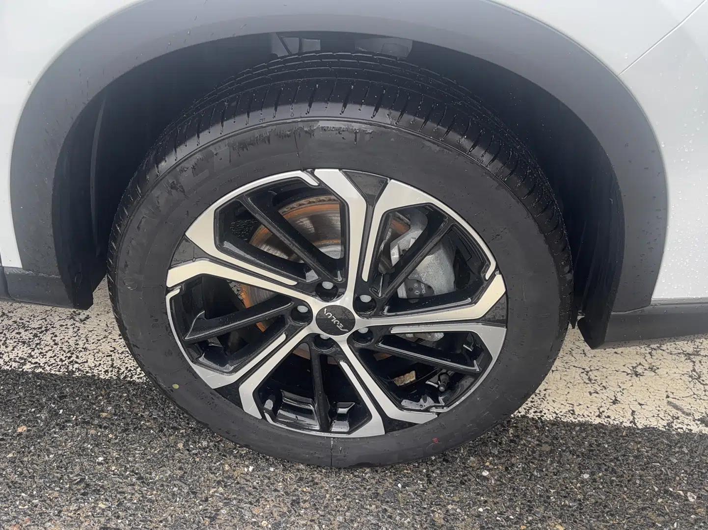 Dongfeng Aeolus Huge 2024 Mach Power 1.5T Luxury Model — миниатюра 4