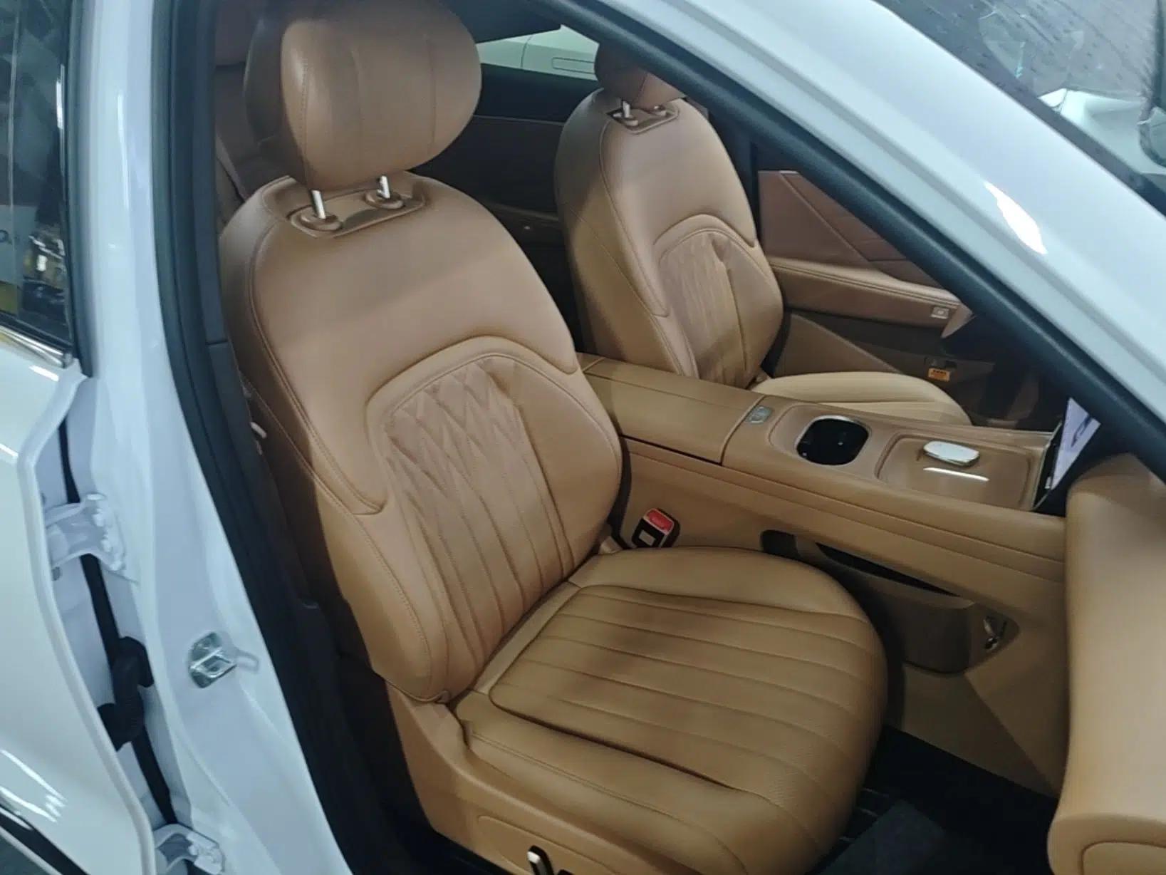Dongfeng Aeolus L8 2025 Model 185KM Dream Edition — миниатюра 19