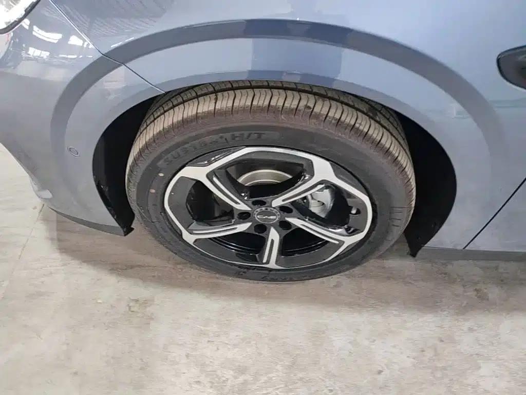Seal 06GT 2025 Smart Driving Edition 505 Wave Plus Edition — миниатюра 23