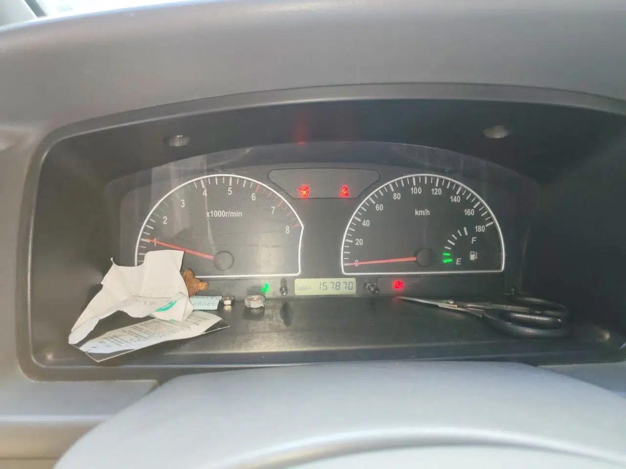 Dongfeng Shuaike 2013 Revised Version 1.5L Manual Comfort Trim 7 Seats China IV Standard — миниатюра 11