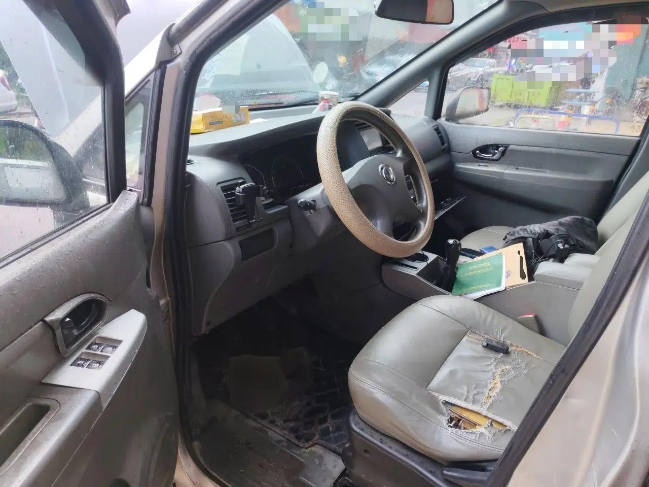 Dongfeng Shuaike 2013 Revised Version 1.5L Manual Comfort Trim 7 Seats China IV Standard — миниатюра 16