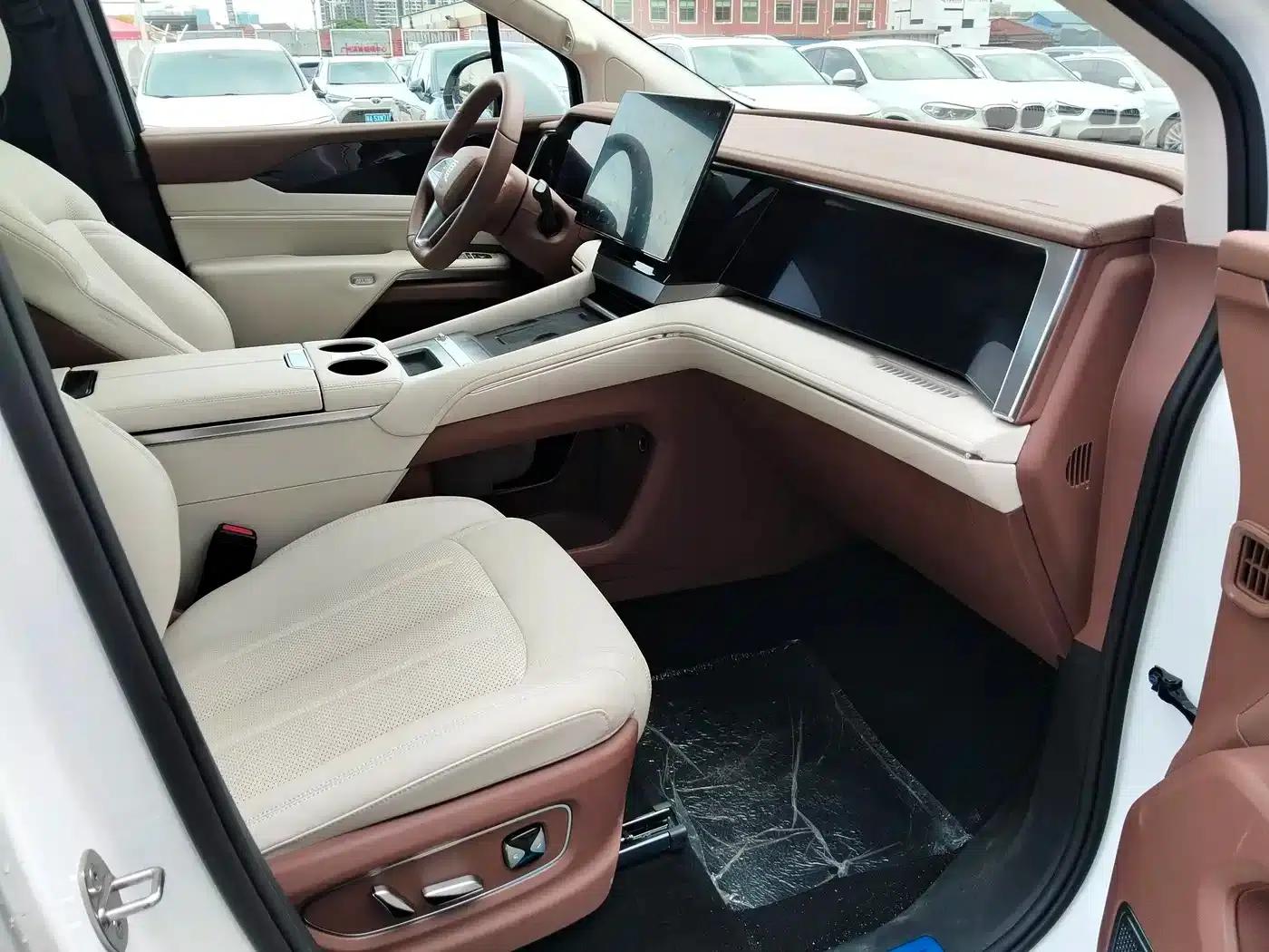 Summer 2025 DM-i 1.5T 180km Excellent Edition — миниатюра 14