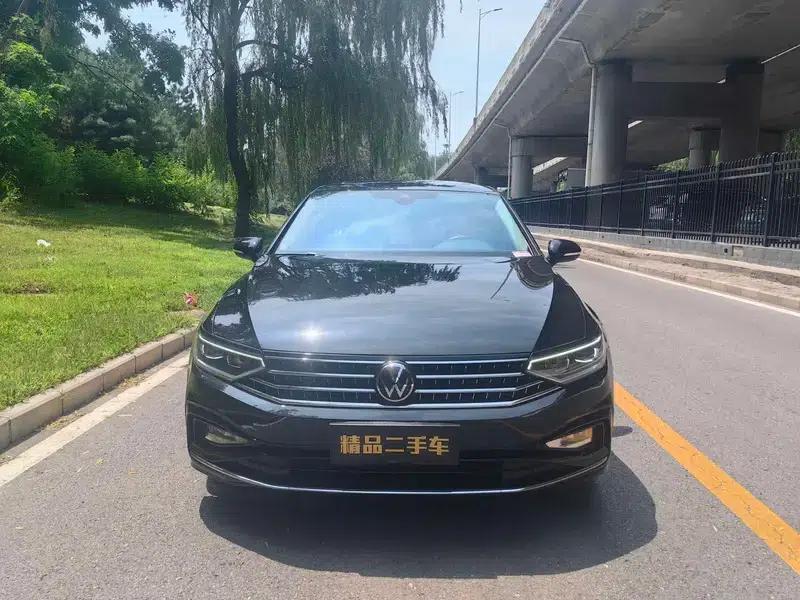 Volkswagen Magotan 2023 2 Millionth Unit Commemorative Edition 330TSI DSG Luxury — миниатюра 2