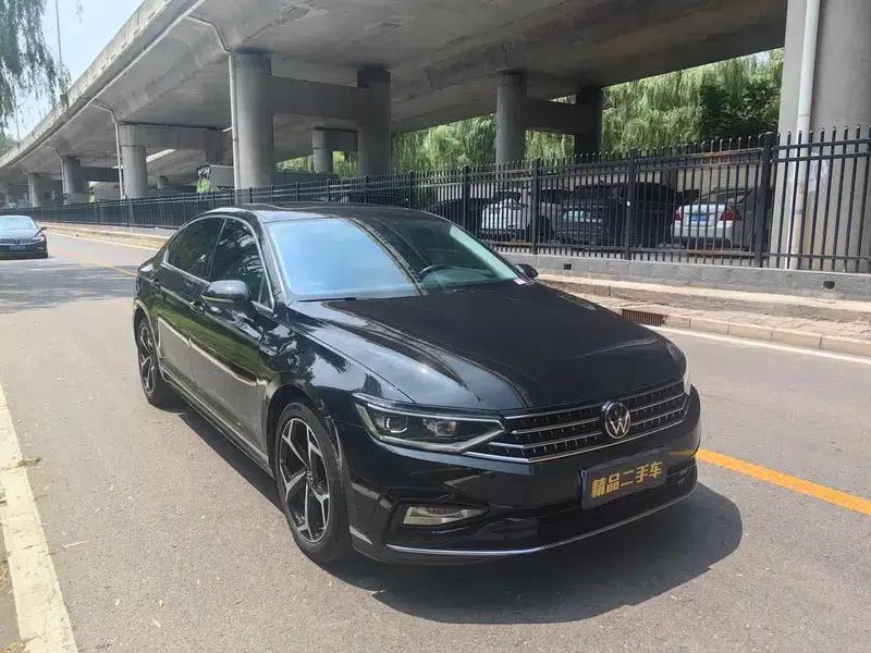 Volkswagen Magotan 2023 2 Millionth Unit Commemorative Edition 330TSI DSG Luxury — миниатюра 3