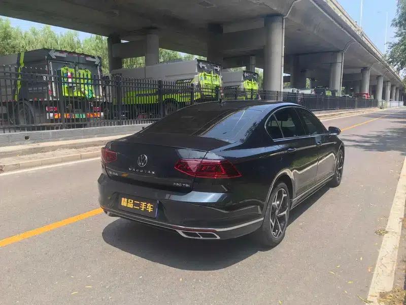 Volkswagen Magotan 2023 2 Millionth Unit Commemorative Edition 330TSI DSG Luxury — миниатюра 6