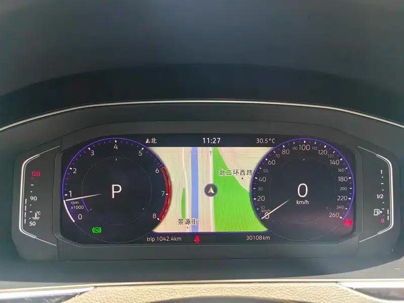 Volkswagen Magotan 2023 2 Millionth Unit Commemorative Edition 330TSI DSG Luxury — миниатюра 9