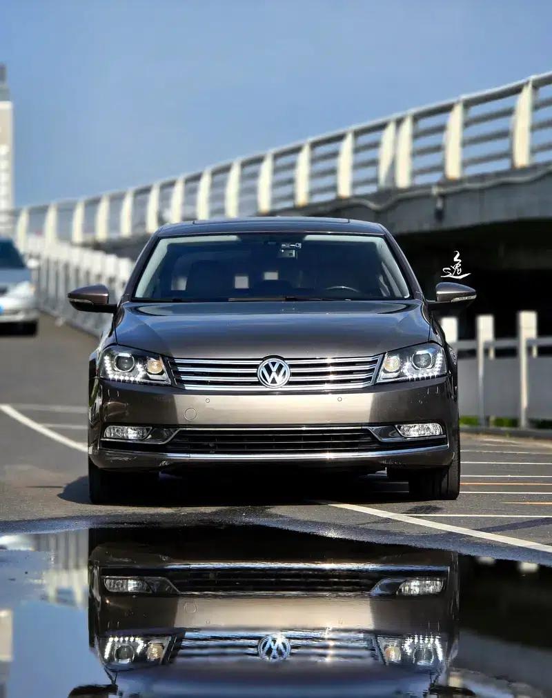 2013 Volkswagen Passat 2.0TSI Premium — миниатюра 2