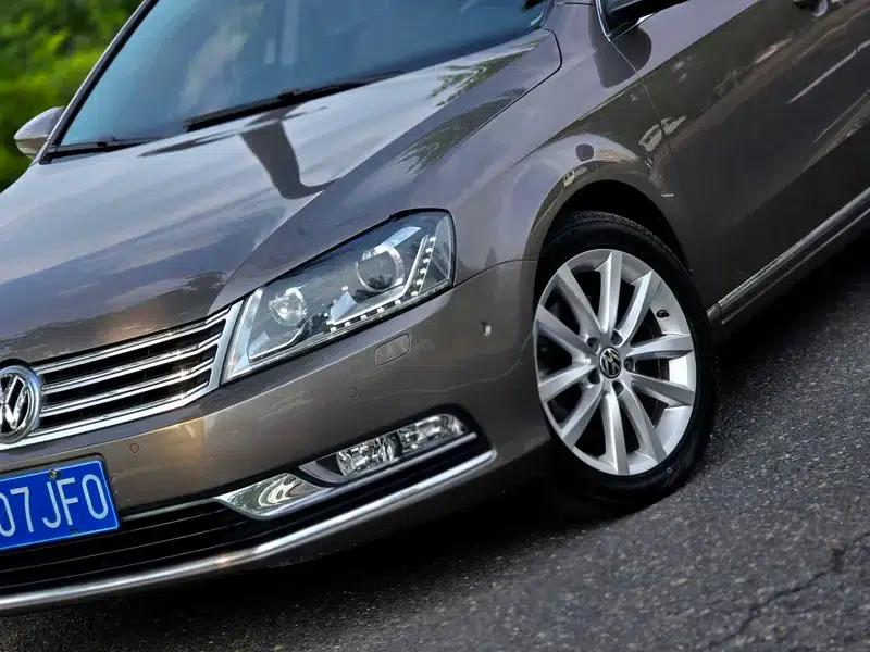 2013 Volkswagen Passat 2.0TSI Premium — миниатюра 8