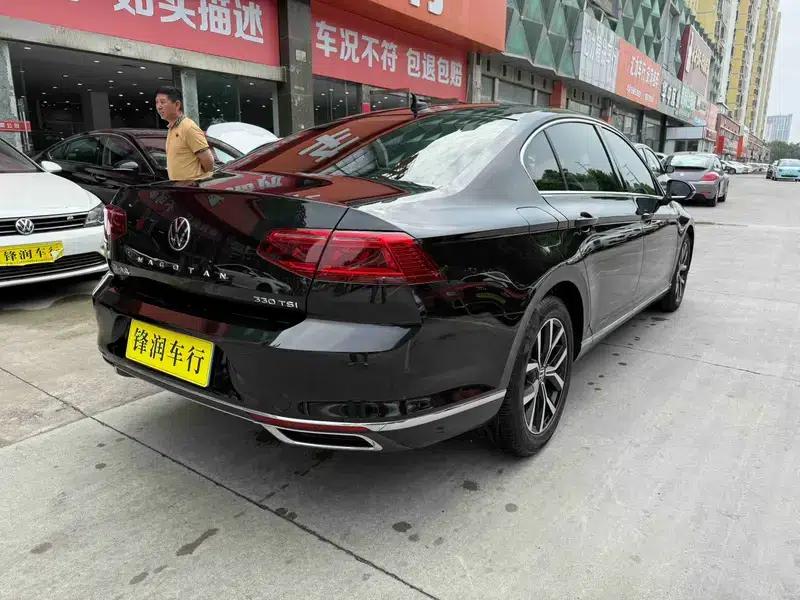 2020 Volkswagen Passat 330TSI DSG Leading Edition — миниатюра 6