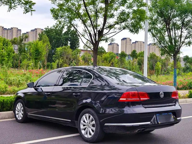 2013 Volkswagen Passat 2.0TSI Luxury — миниатюра 5