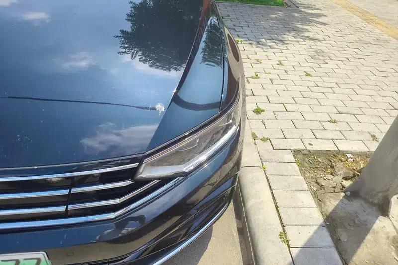 2022 Volkswagen Magotan PHEV Luxury Edition — миниатюра 4