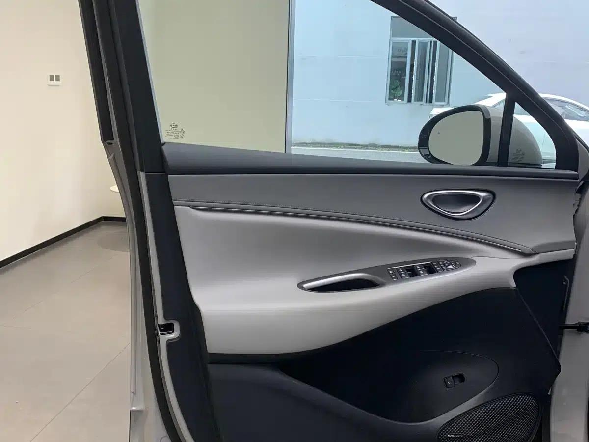 Hiace 06 2025 DM-i 205 Navigator Plus Edition — миниатюра 8