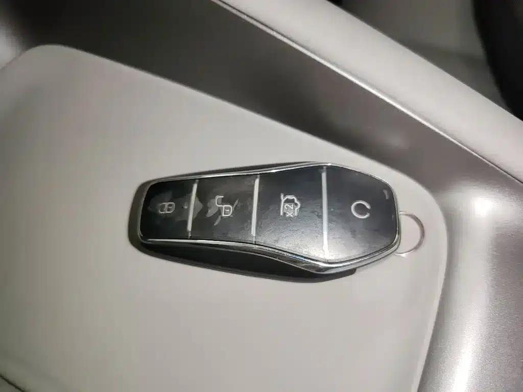 Hiace 06 2025 EV 605 Navigator Pro Edition — миниатюра 9