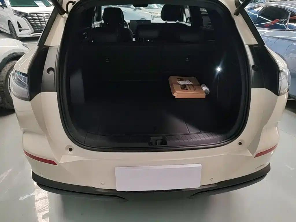 Hiace 06 2025 EV 605 Navigator Plus Edition — миниатюра 19