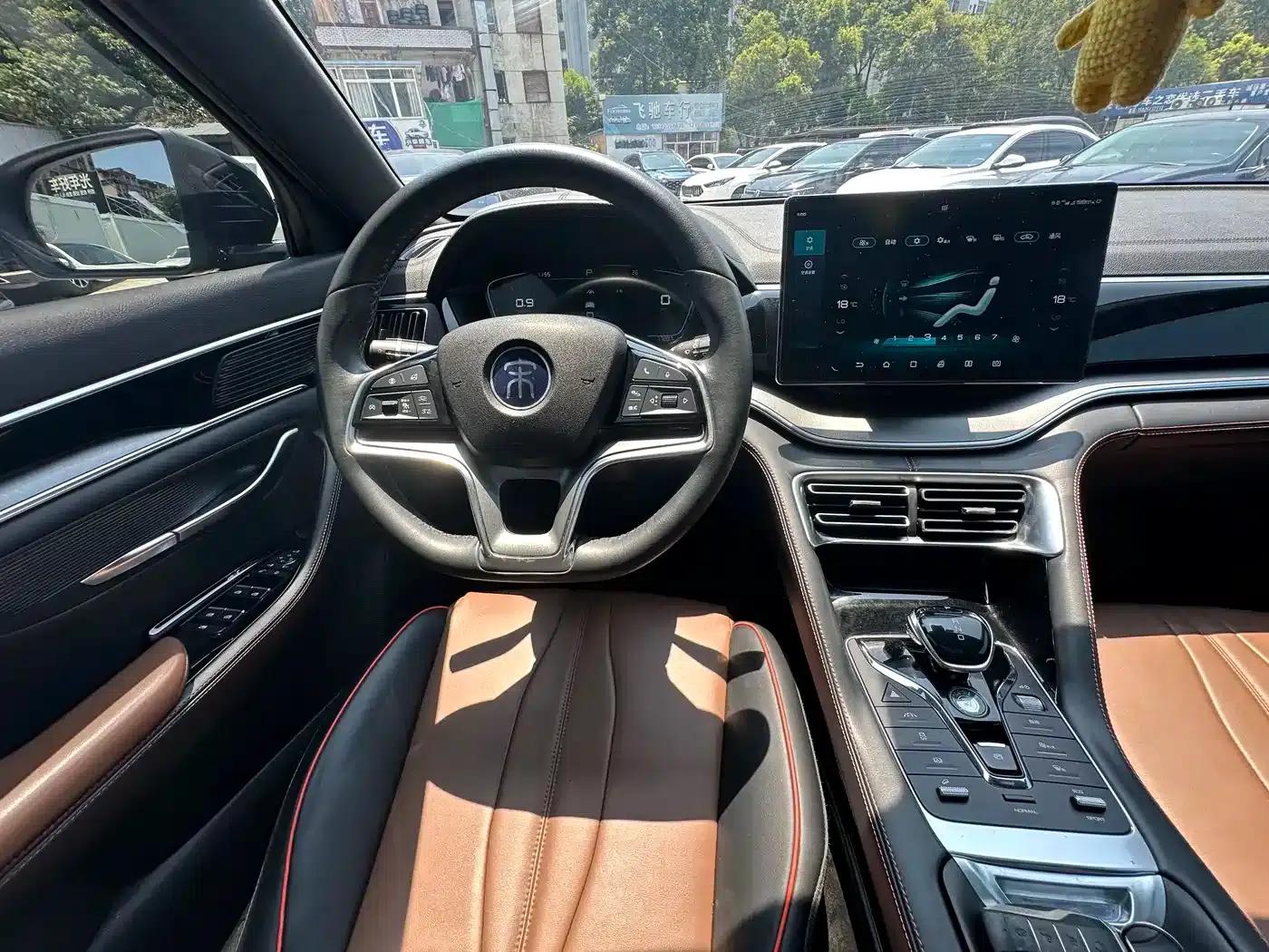 Song PLUS 2020 1.5T Automatic Premium Edition — миниатюра 17