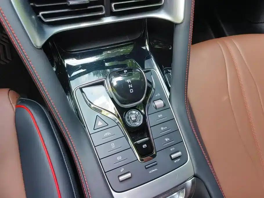 Song PLUS 2020 1.5T Automatic Premium Edition — миниатюра 16