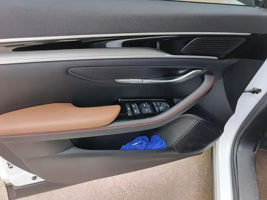 Song PLUS 2020 1.5T Automatic Premium Edition — миниатюра 7