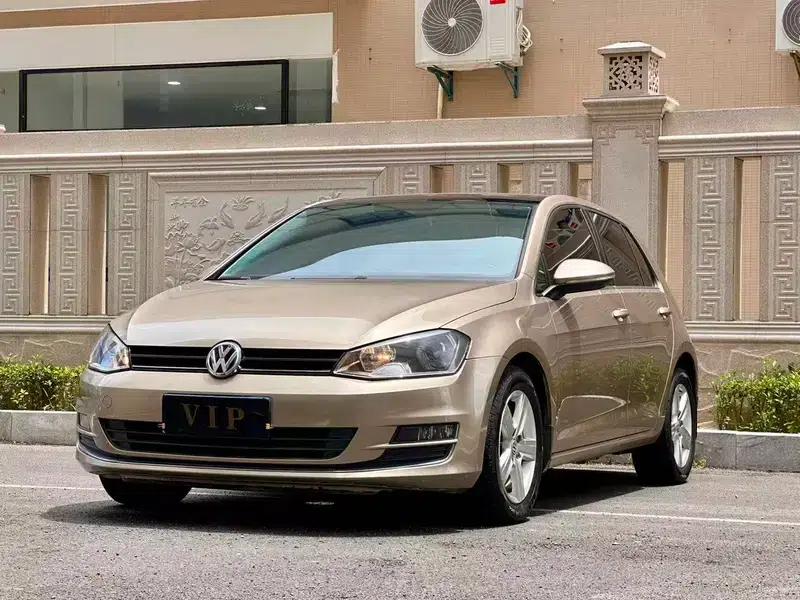2016 Golf 1.6L Automatic Comfort — миниатюра 1