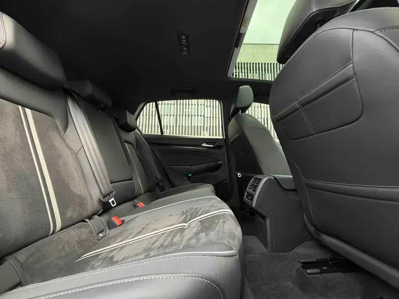 2021 Golf 280TSI DSG R-Line — миниатюра 16