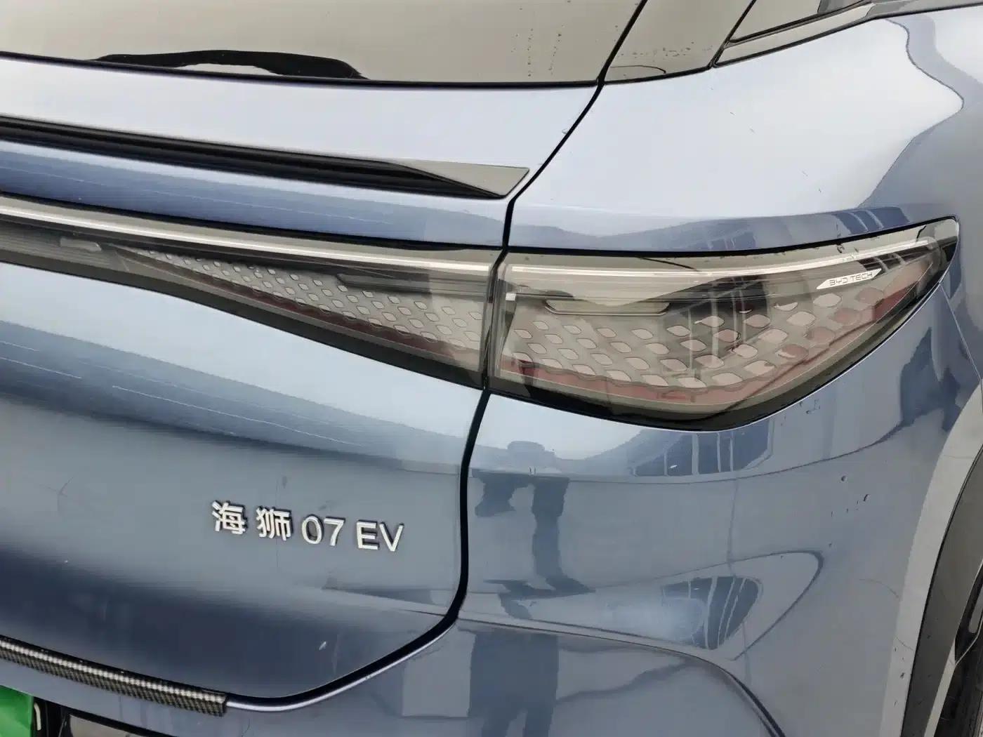 Hiace 07 EV 2024 Model 610 Long Range Version — миниатюра 7