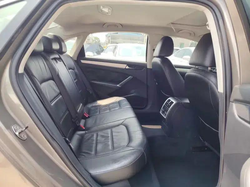 2011 Passat 1.8TSI Automatic Premium Edition — миниатюра 14
