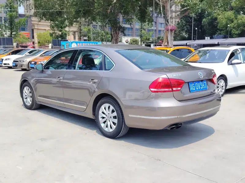 2011 Passat 1.8TSI Automatic Premium Edition — миниатюра 4