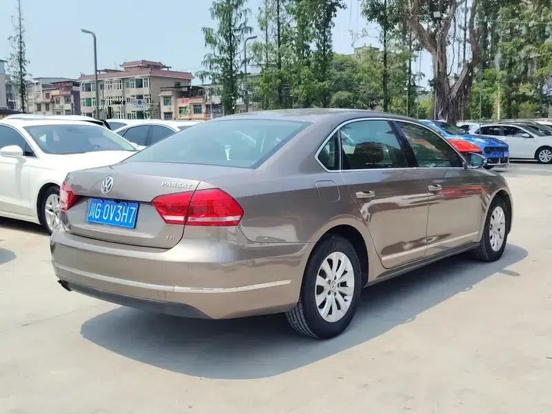 2011 Passat 1.8TSI Automatic Premium Edition — миниатюра 5