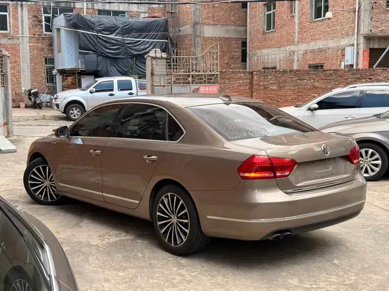 2015 Passat 1.8TSI DSG Supreme Edition — миниатюра 4