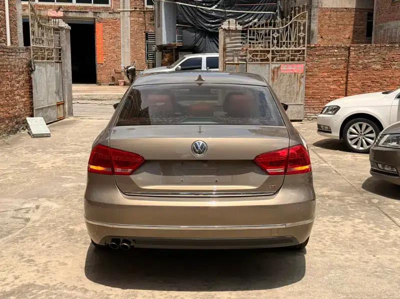 2015 Passat 1.8TSI DSG Supreme Edition — миниатюра 5