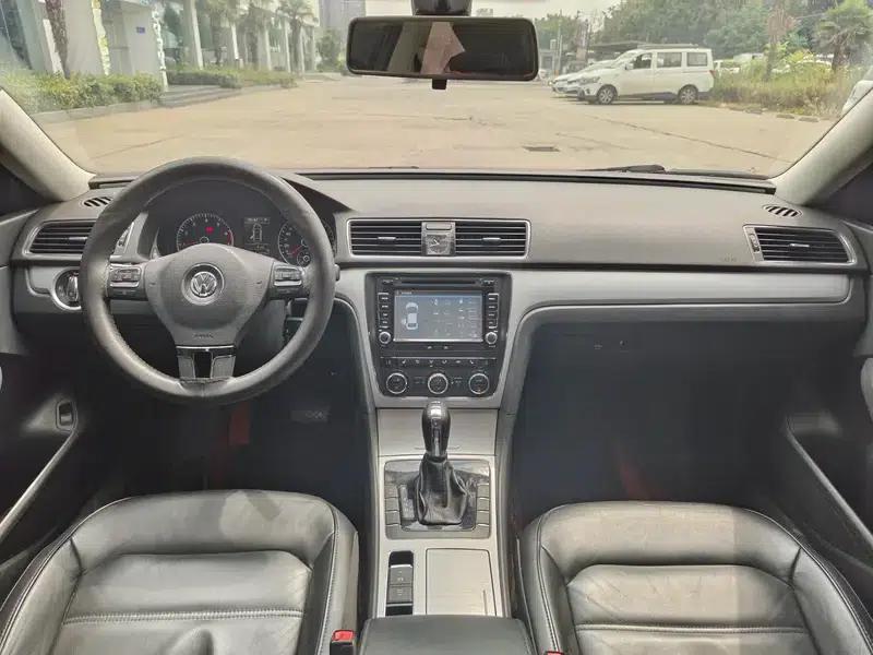 2015 Passat 1.8TSI DSG Premium Edition — миниатюра 6