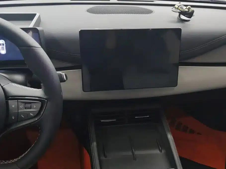 Seal 06 DM-i Touring Edition 2025 DM-i 150KM Premium Model — миниатюра 13