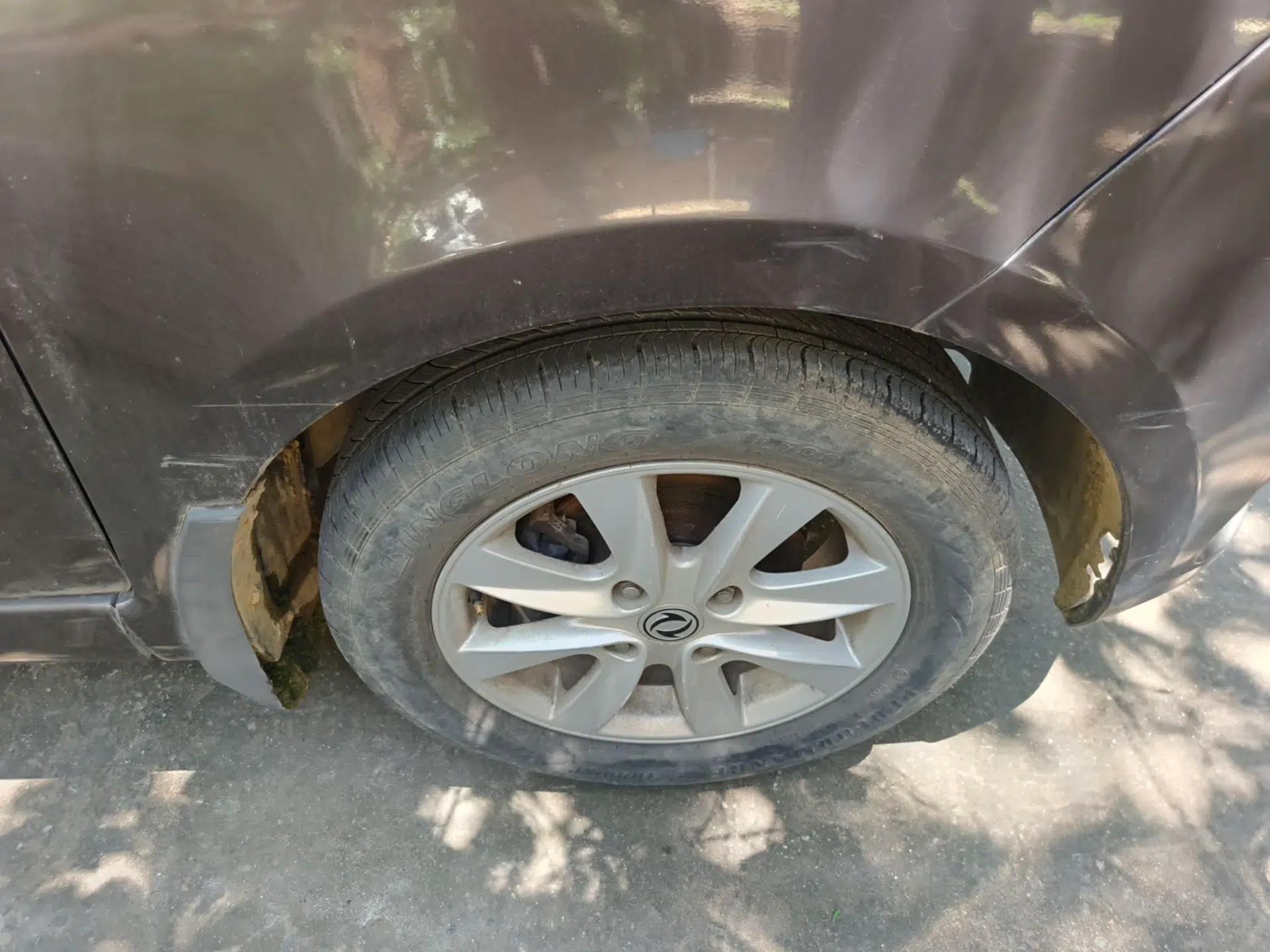 Dongfeng Fengon 330 2018 1.5L 330S Comfort Edition China V Standard DK15 — миниатюра 8