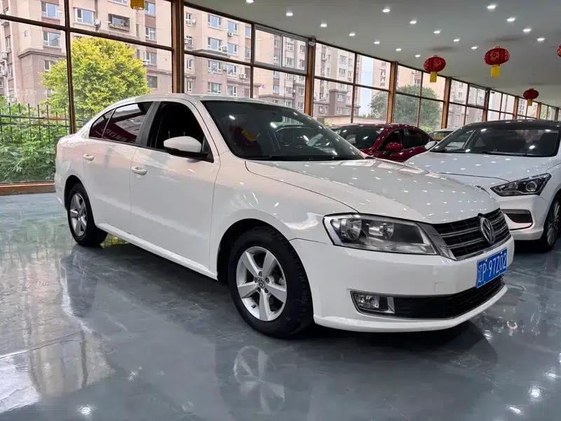 2013 Volkswagen Lavida Classic 1.6L Automatic Fashion Edition — миниатюра 3