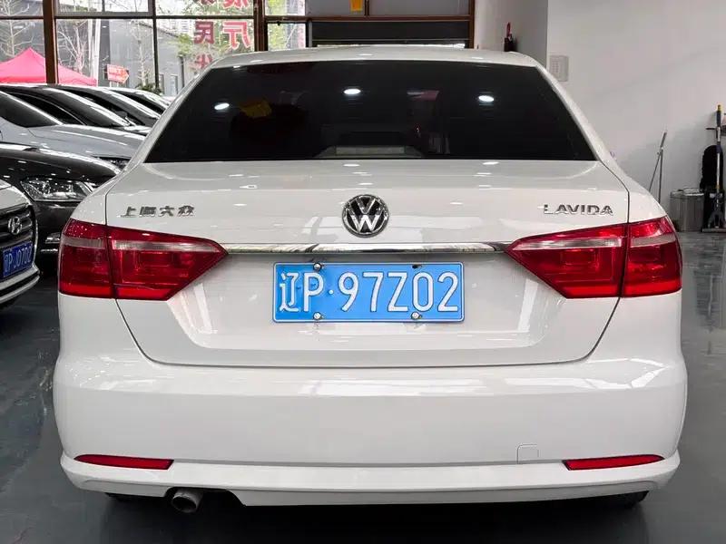 2013 Volkswagen Lavida Classic 1.6L Automatic Fashion Edition — миниатюра 5
