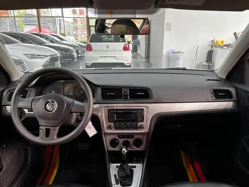 2013 Volkswagen Lavida Classic 1.6L Automatic Fashion Edition — миниатюра 7