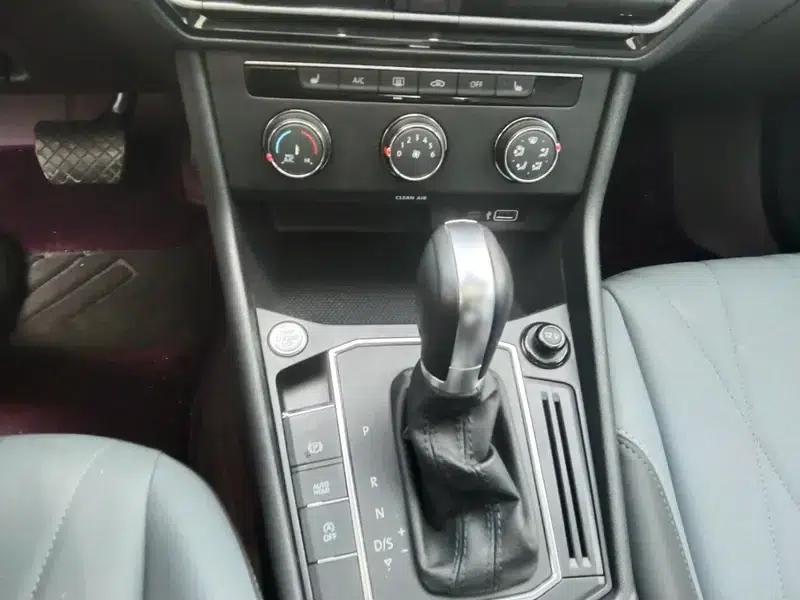 Lavida 2023 Facelift 1.5L Automatic Starry Sky Five Million Edition — миниатюра 15