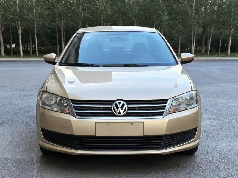 2013 Volkswagen Lavida Classic Facelift 1.6L Automatic Fashion Edition — миниатюра 2
