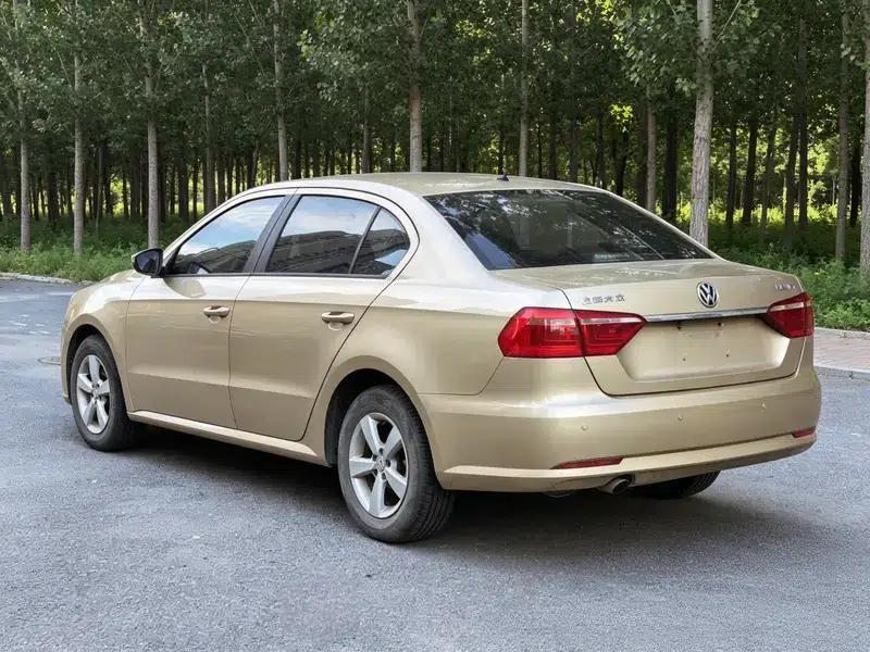 2013 Volkswagen Lavida Classic Facelift 1.6L Automatic Fashion Edition — миниатюра 5